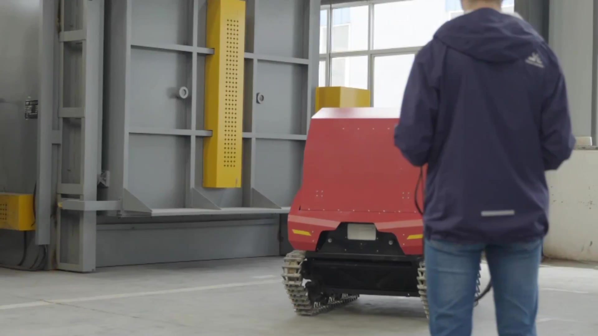 全球首创·耐高温消防机器人