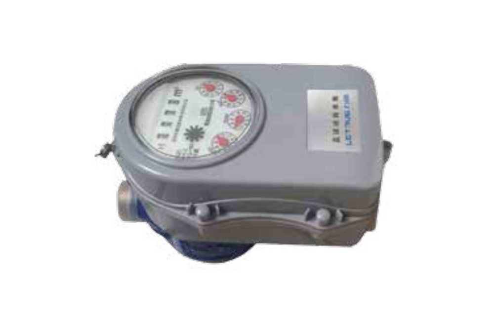 Dry photoelectric direct reading remote valve controlled water meter