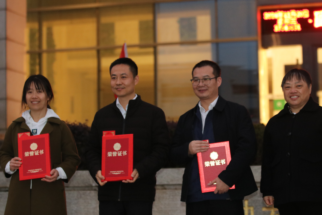 说明: 图片