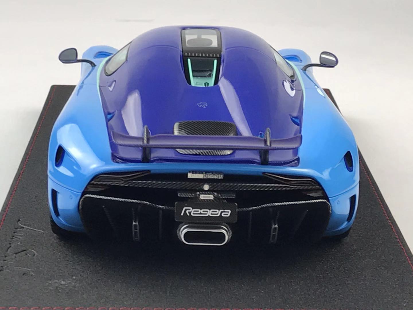 Closed Koenigsegg Regera New Frontiart