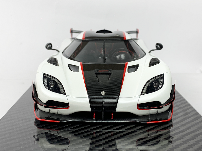 Frontiart Koenigsegg Agera Rsr Pearl White Resin Model Frontiart