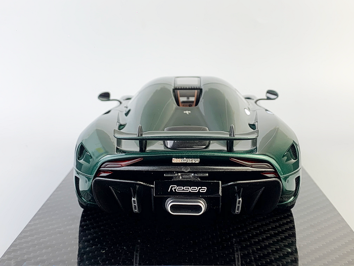 Frontiart Koenigsegg Regera Carbon Green Tint Resin Model