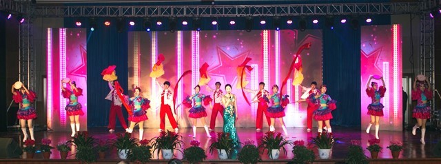 山东草莓视频色版APP2018迎新春文艺汇演隆重举行