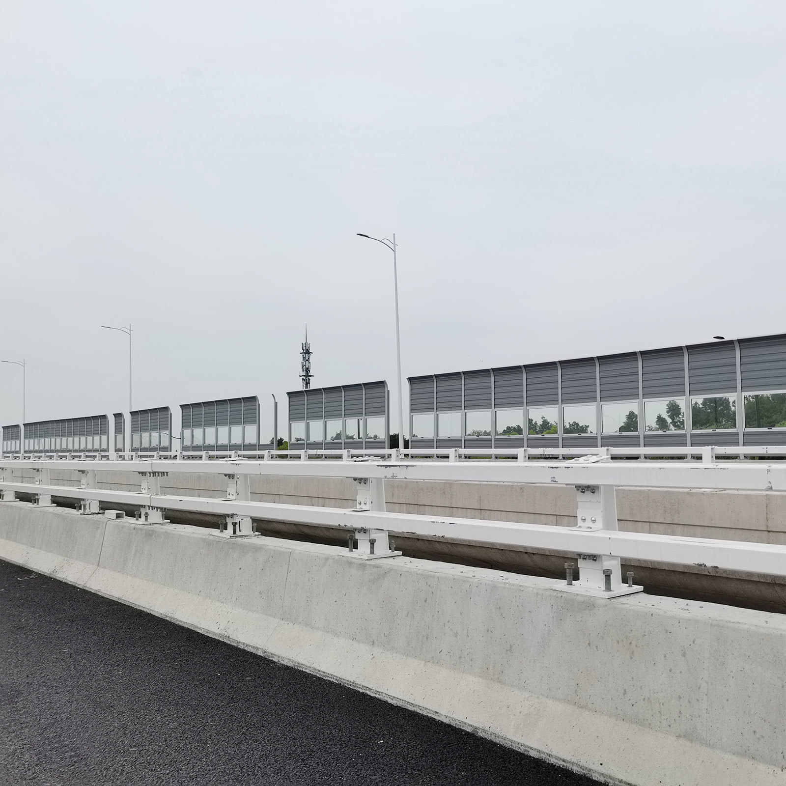 上海两港大道项目工程实例