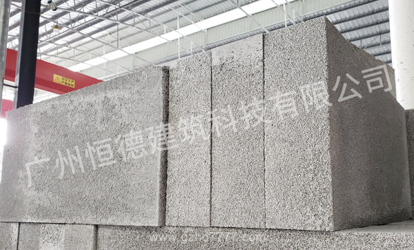 加气块草莓视频操逼