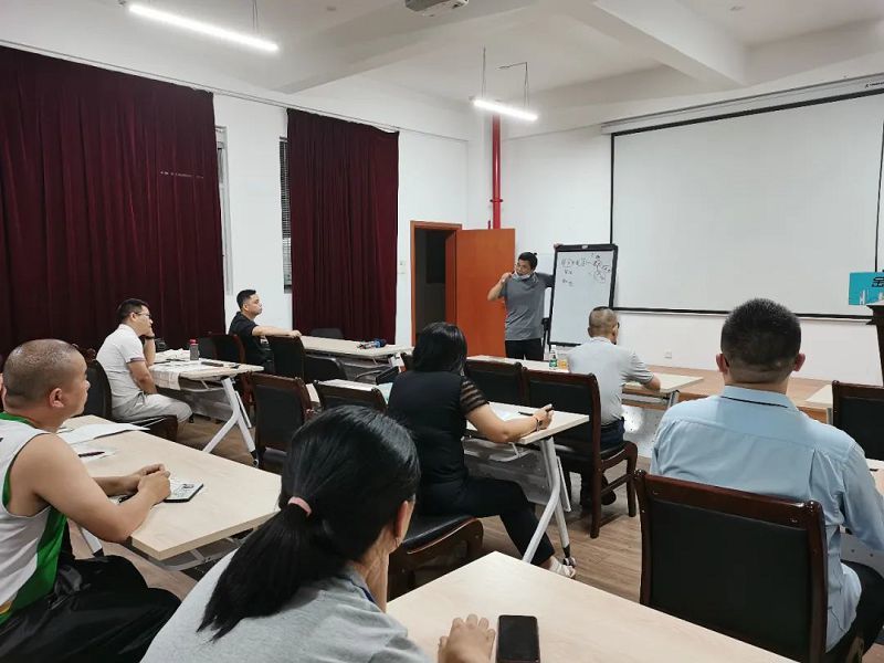 笔走乾坤，墨写国风——记第六届南宫NG28(中国)书法培训班活动