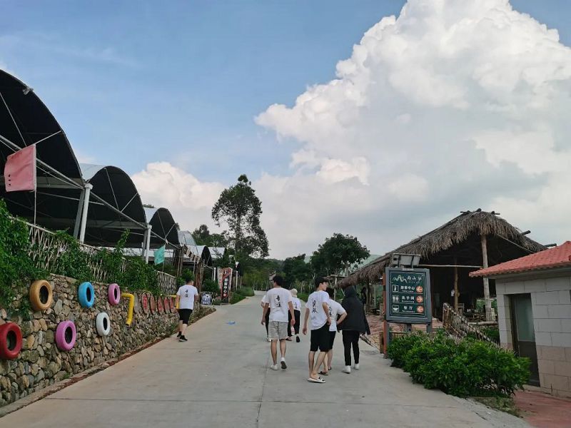 青春似火，超越自我，放飞梦想，创造辉煌——记2021年第一季度基层工会素质拓展活动
