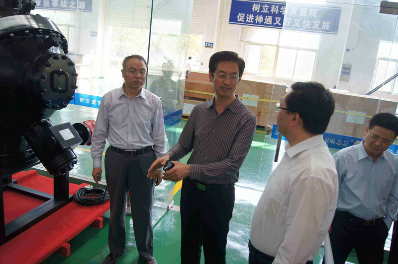 简讯：启东市委书记费高云同志带队莅临江苏神通考察