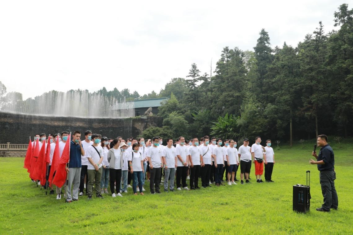 記半年會團建丨十年風雨路，共築通博TBET夢
