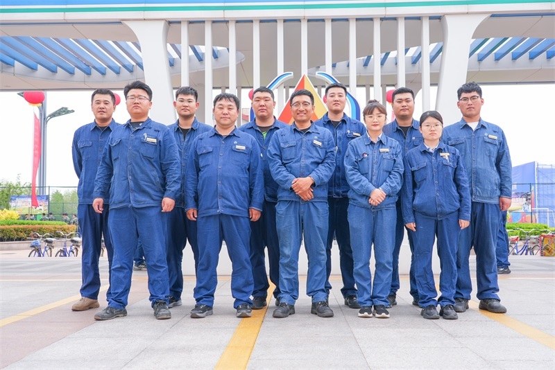 聚力同行 鑫驰未来|尊龙凯时2025年“五一”职工运动会开幕
