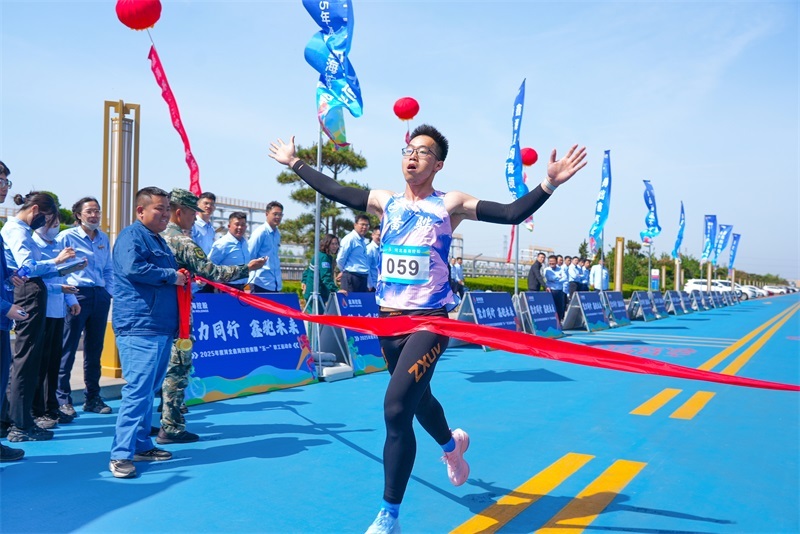 聚力同行  鑫驰未来|河北尊龙凯时集团隆重举办 “2025年度庆五一、迎五四健康骑行、跑步”活动