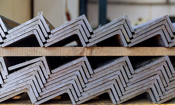 Galvanized Unequal Angle Steel