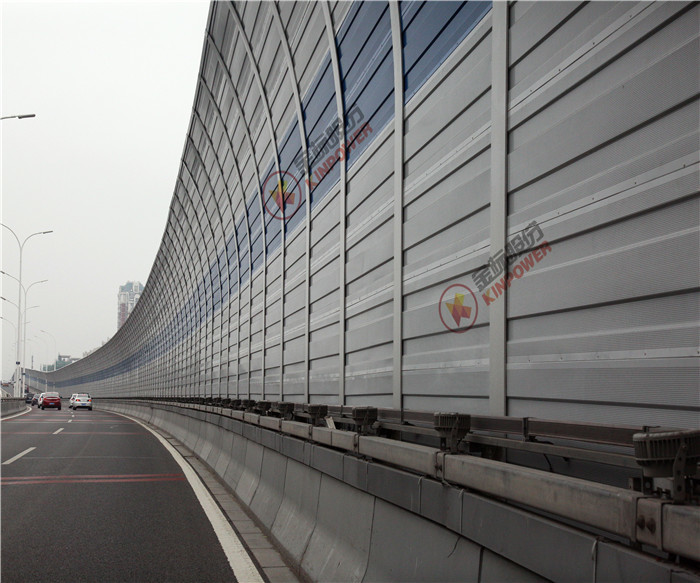 北京京塘路北苑高架桥声屏障安装工程