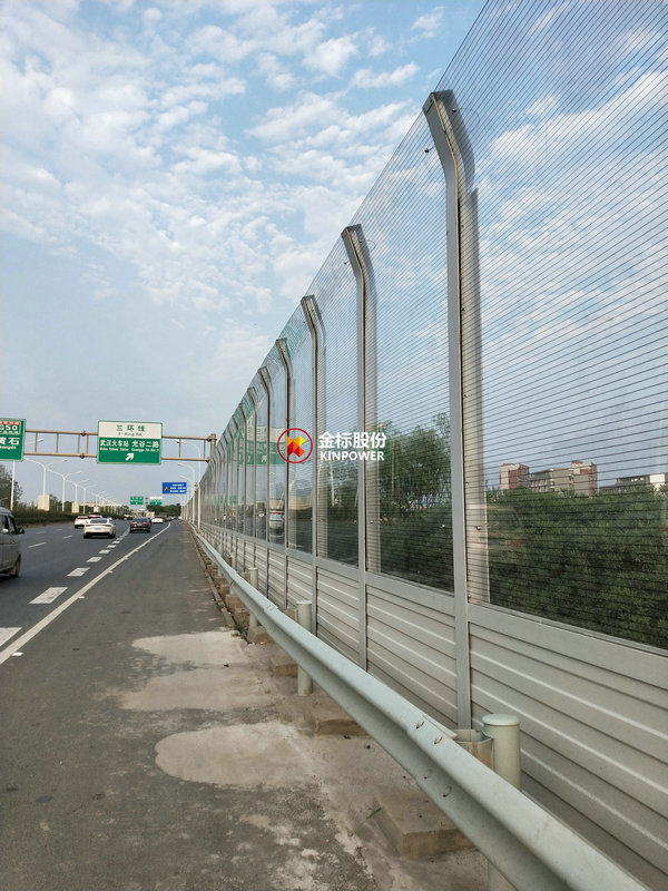武汉市三环线南段声屏障
