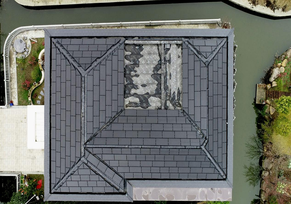 Cabornardo rooftop photovoltaic tiles