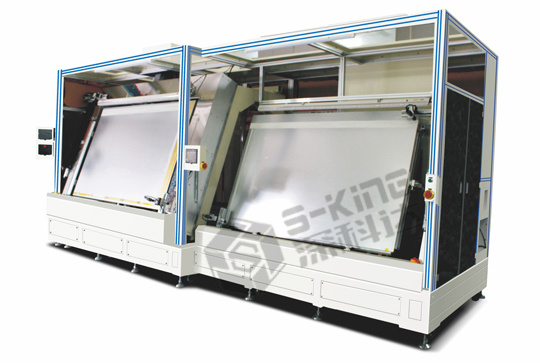 Briefly describe the relevant characteristics and performance of the laminating machine