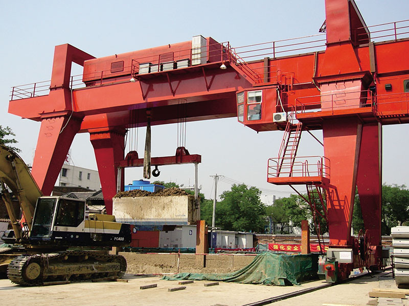 Gantry crane safety monitoring and management system