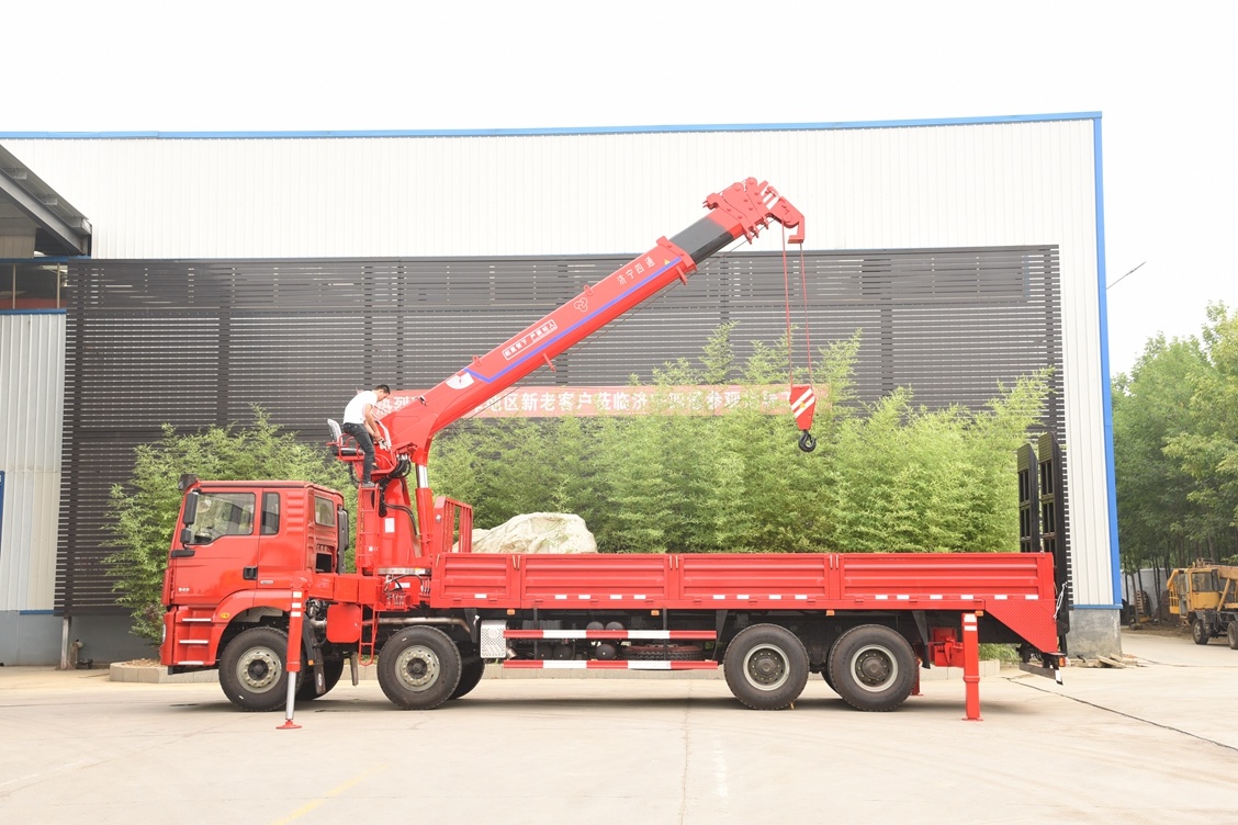 SST16S5 16 Ton Truck Mounted Crane