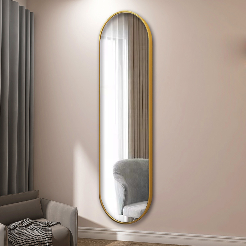 capsule mirror