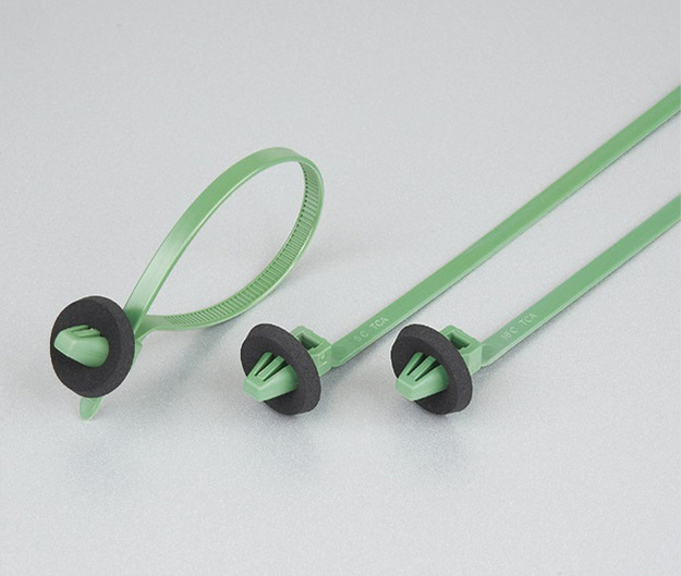 Pin type cable tie