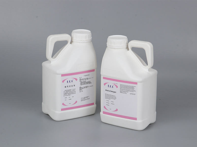 Alkaline cleaner
