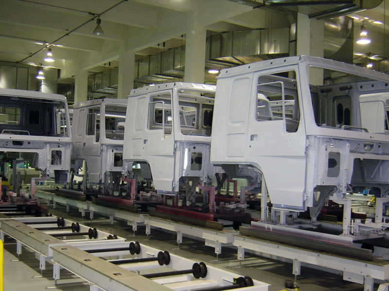 Sinotruk heavy-duty truck cab coating line