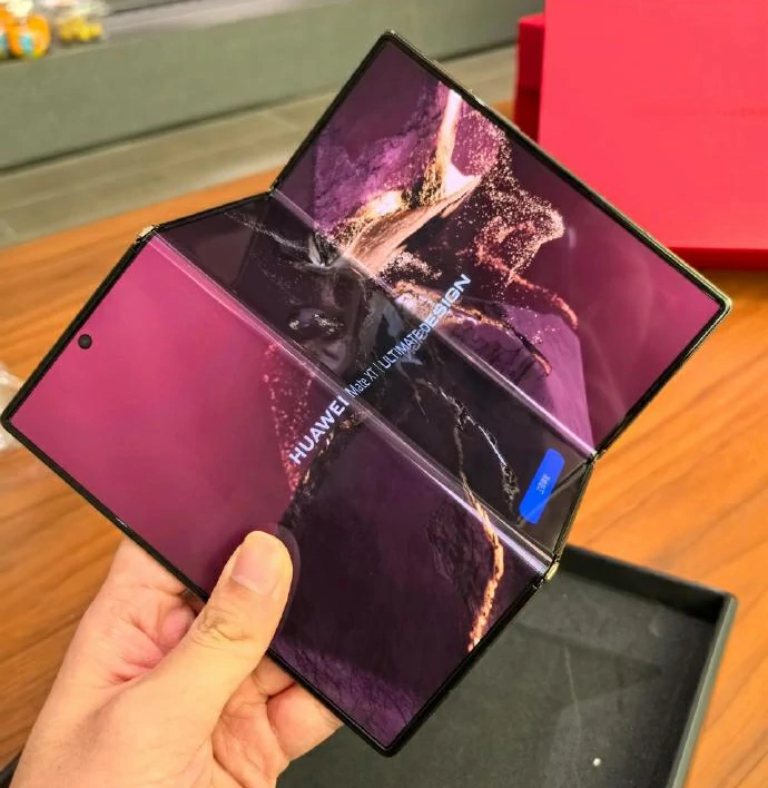 Foldable phone tape research