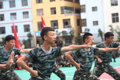 宣威市東升實驗中學