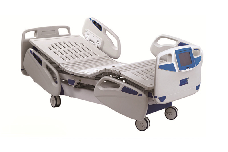 Cama elétrica ICU com funções pesando