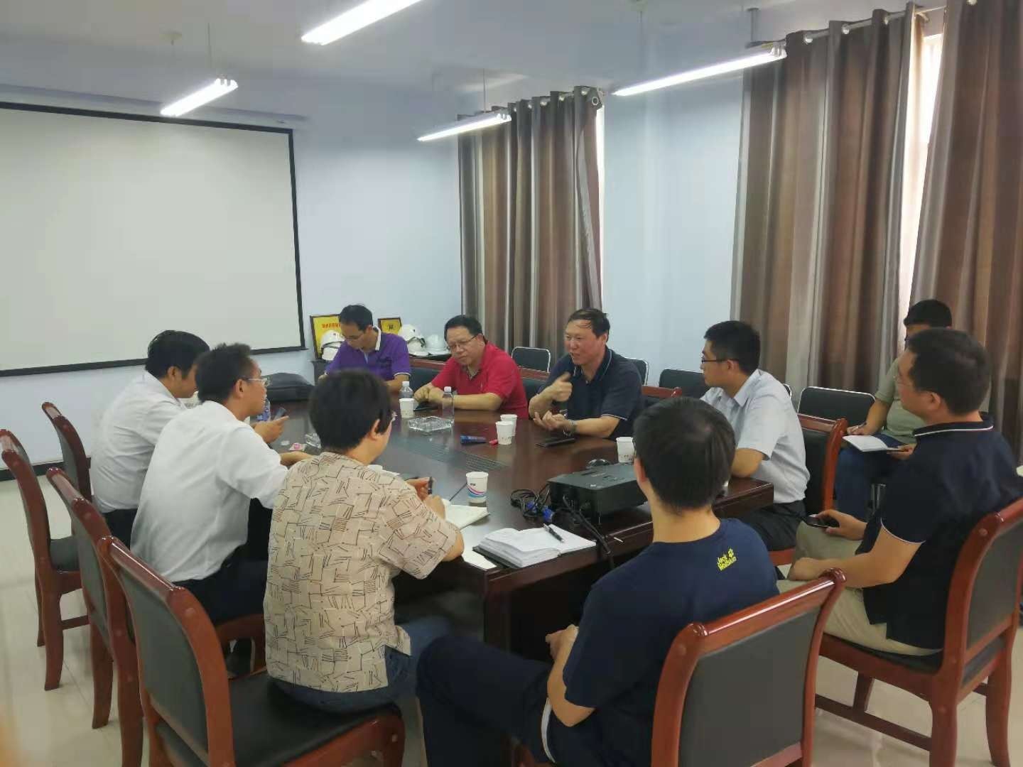 中铝材料应用研究院王京海副院长到郑州轻研合金科技有限公司考察交流