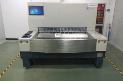 Large board V-CUT machine