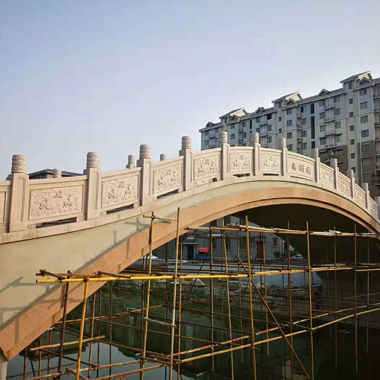 汉白玉石雕栏板拱桥-曲阳鑫特集团