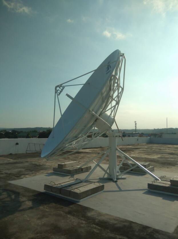 2018 Philippines - 4.5m Communication Antenna