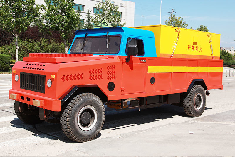 爆破器材運輸車 FCB-3