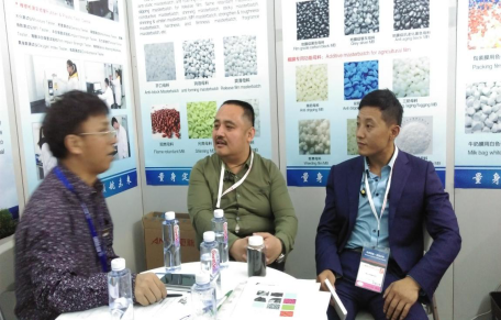 我公司參加2016上海雅式國際橡塑展