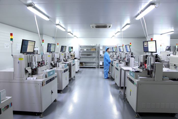 100000 class dust-free ultra clean constant temperature and humidity workshop 100000 class dust-free ultra clean constant temperature and humidity workshop