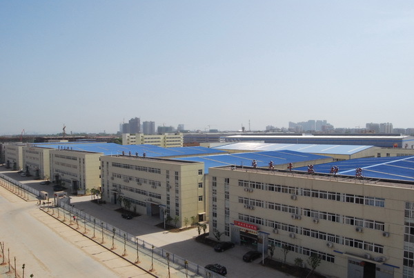 装备制造业园区概貌，入驻的企业都已经生产运营
