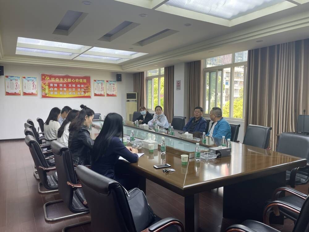 江夏区总工会党组书记、常务副主席刘志涛调研大花岭集团工会2