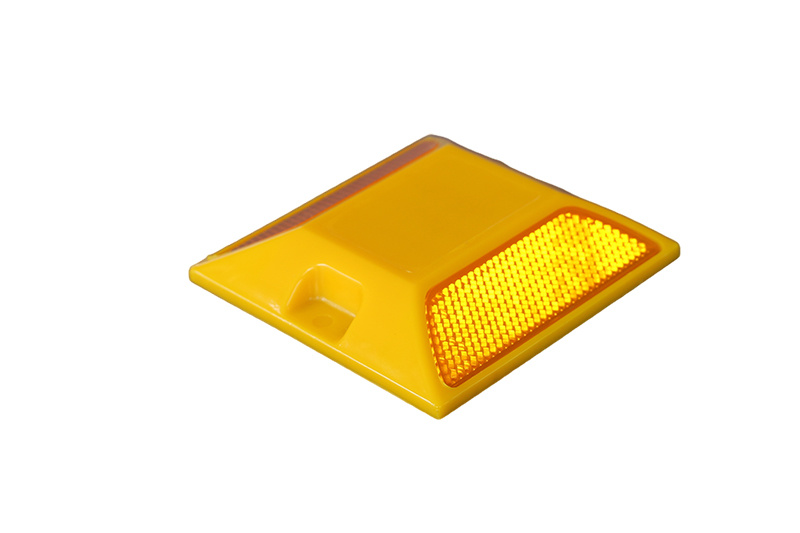Plastic Raised Pavement Markers