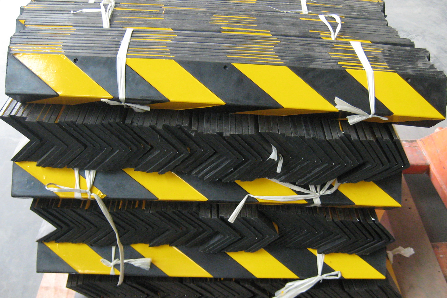 Rubber Corner Protector
