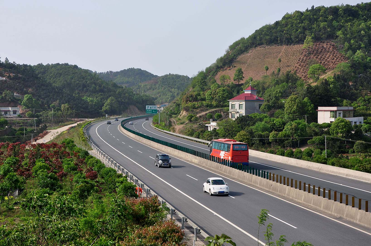 The Ministry of Public Security has issued a traffic safety warning for the National Day holiday.
