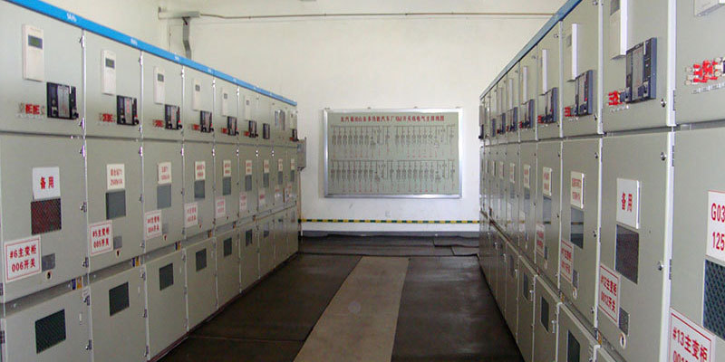 Equipment energy supply system