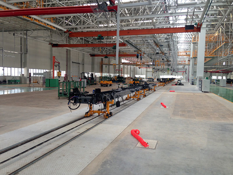 Ground drag chain conveyor system