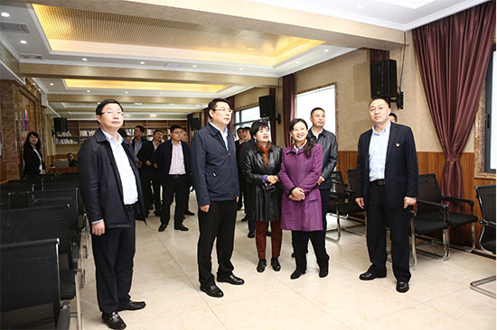 沪万夷对口支援工作联席会议代表团来稻花香考察