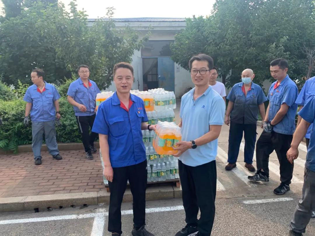  高温依旧在，“清凉”送不停