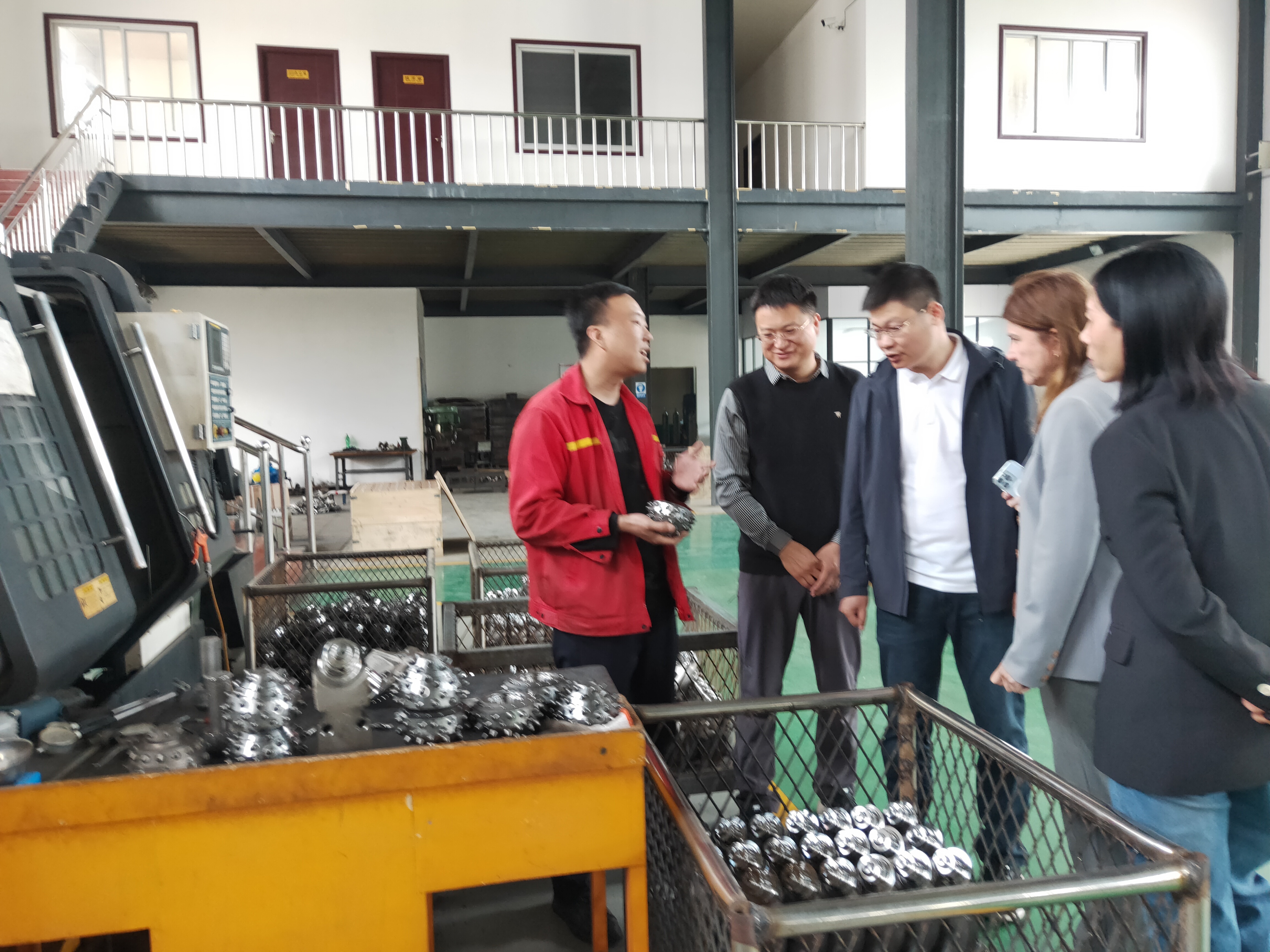 Old customer LEAO INTERNATIONAL INC. from Brazil came to our factory for inspection