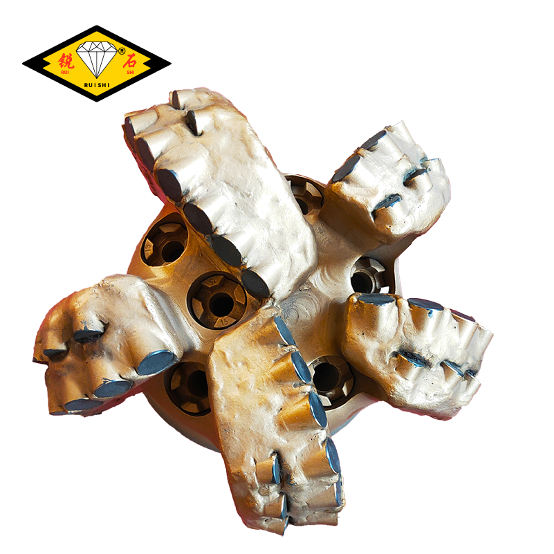 8 1/2 inches API pdc bits with 13mm cutters and 5 blades for medium hard formations