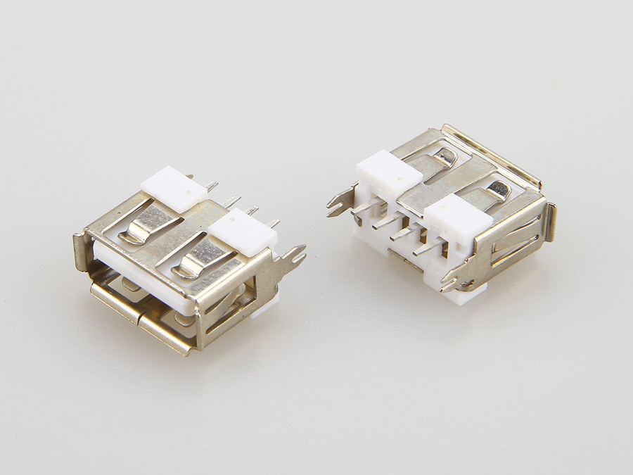 USB 2.0 AF 母座 4PIN 短體 DIP 180度