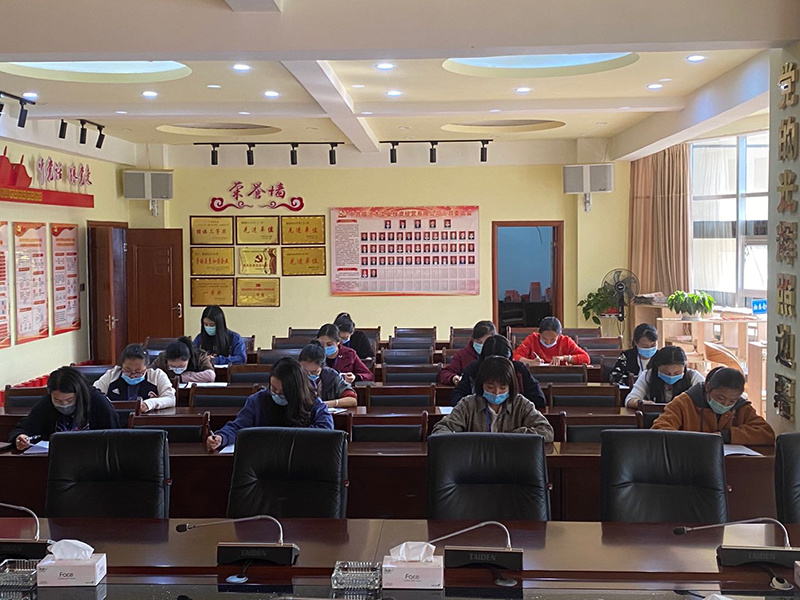 臨滄市工業產業發展集團有限公司工會委員會開展《女職工權益保護法律法規》知識競賽活動