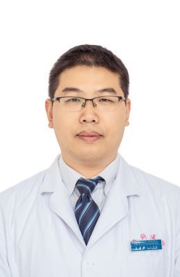 王建新